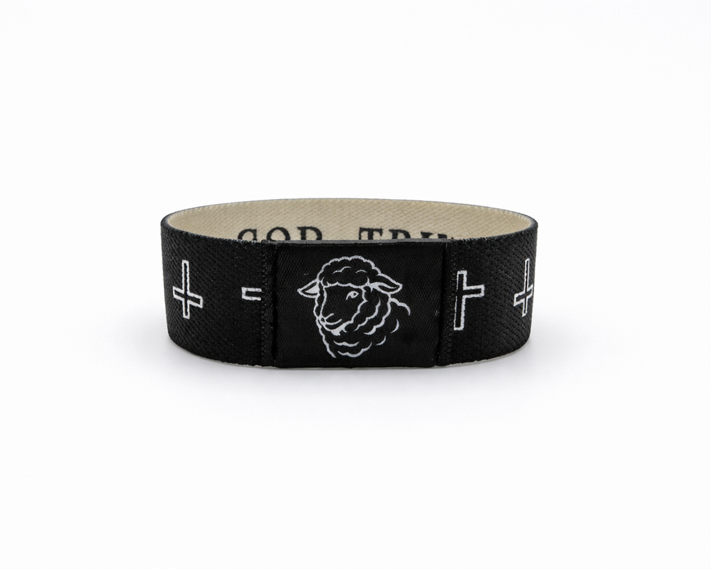 HAYLO "Trust God" Bracelet