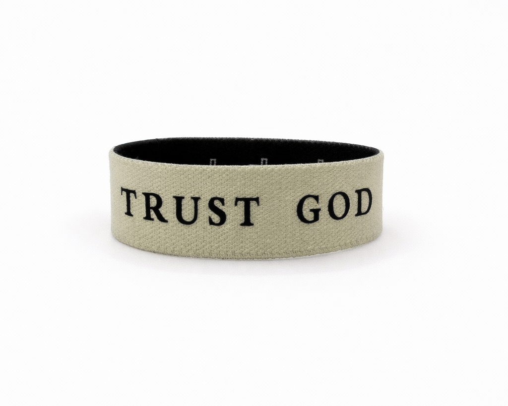 HAYLO "Trust God" Bracelet